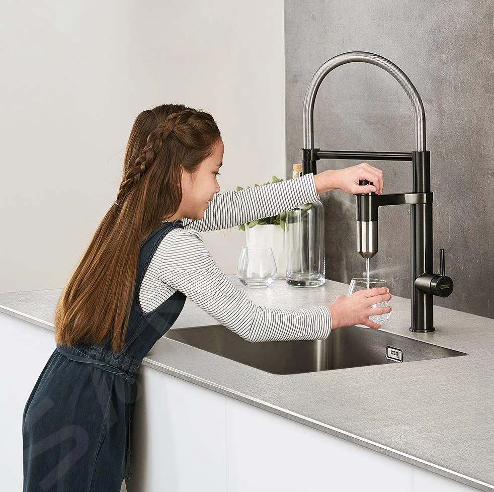 Franke Mitigeurs Filtrants - Vital Tap Filtration D’eau, Noir Mat/inox 120.0621.311 5 Franke Mitigeurs Filtrants - Vital Tap Filtration D’eau, Noir Mat/inox 120.0621.311 – Image 3